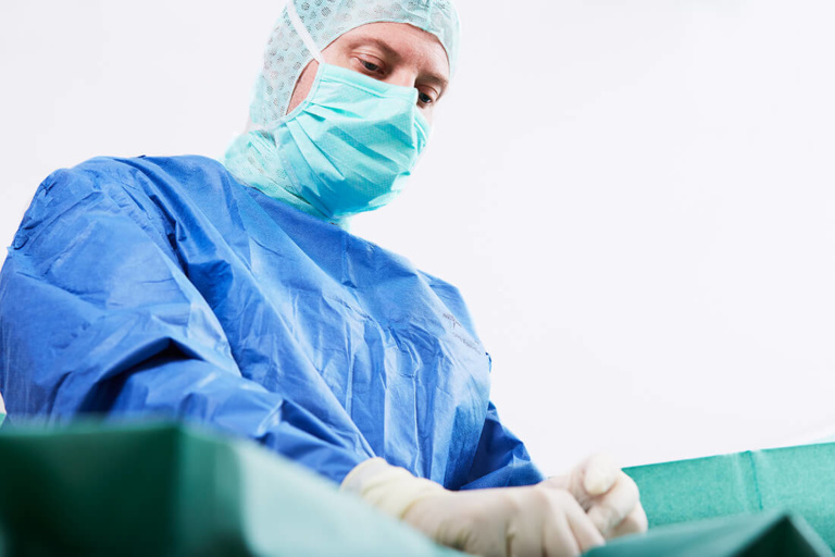 Orthopäde Leonberg - Heger - Leistungen - operative Therapie